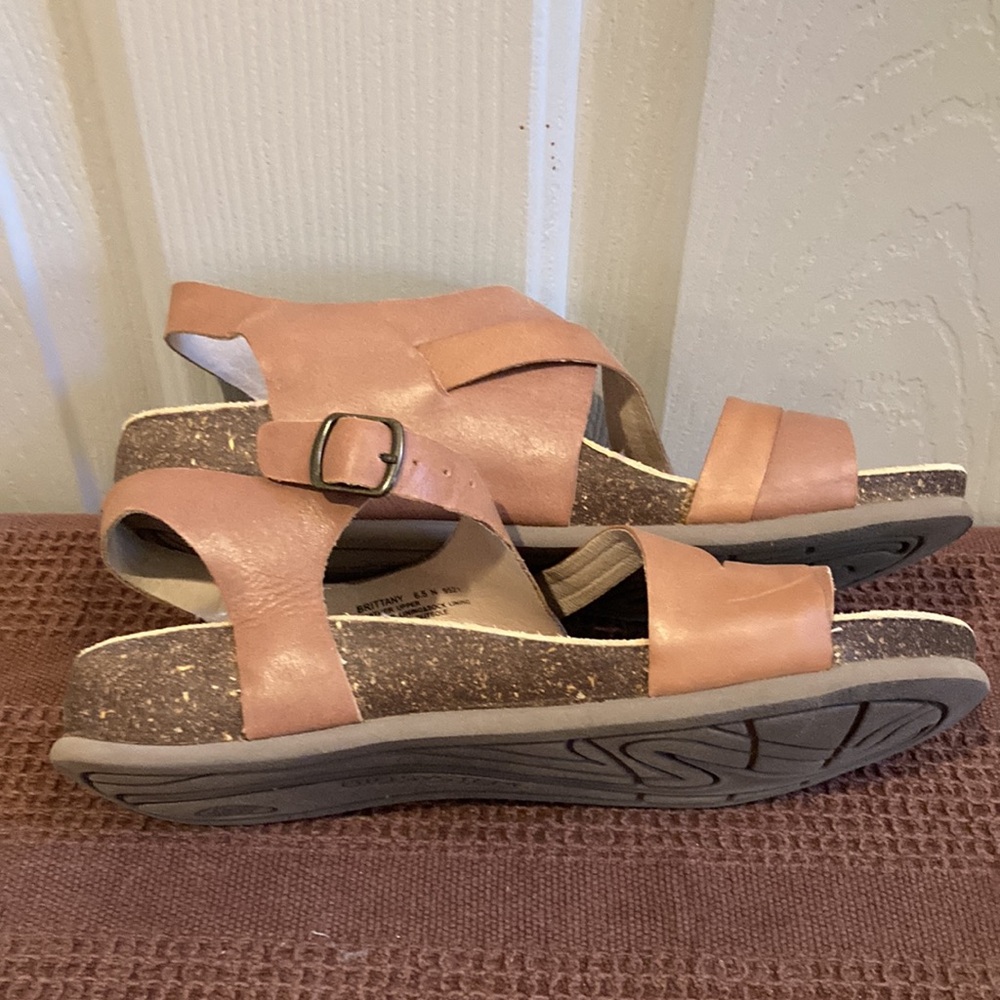 EUC Abeo sandals - Picture 4 of 5